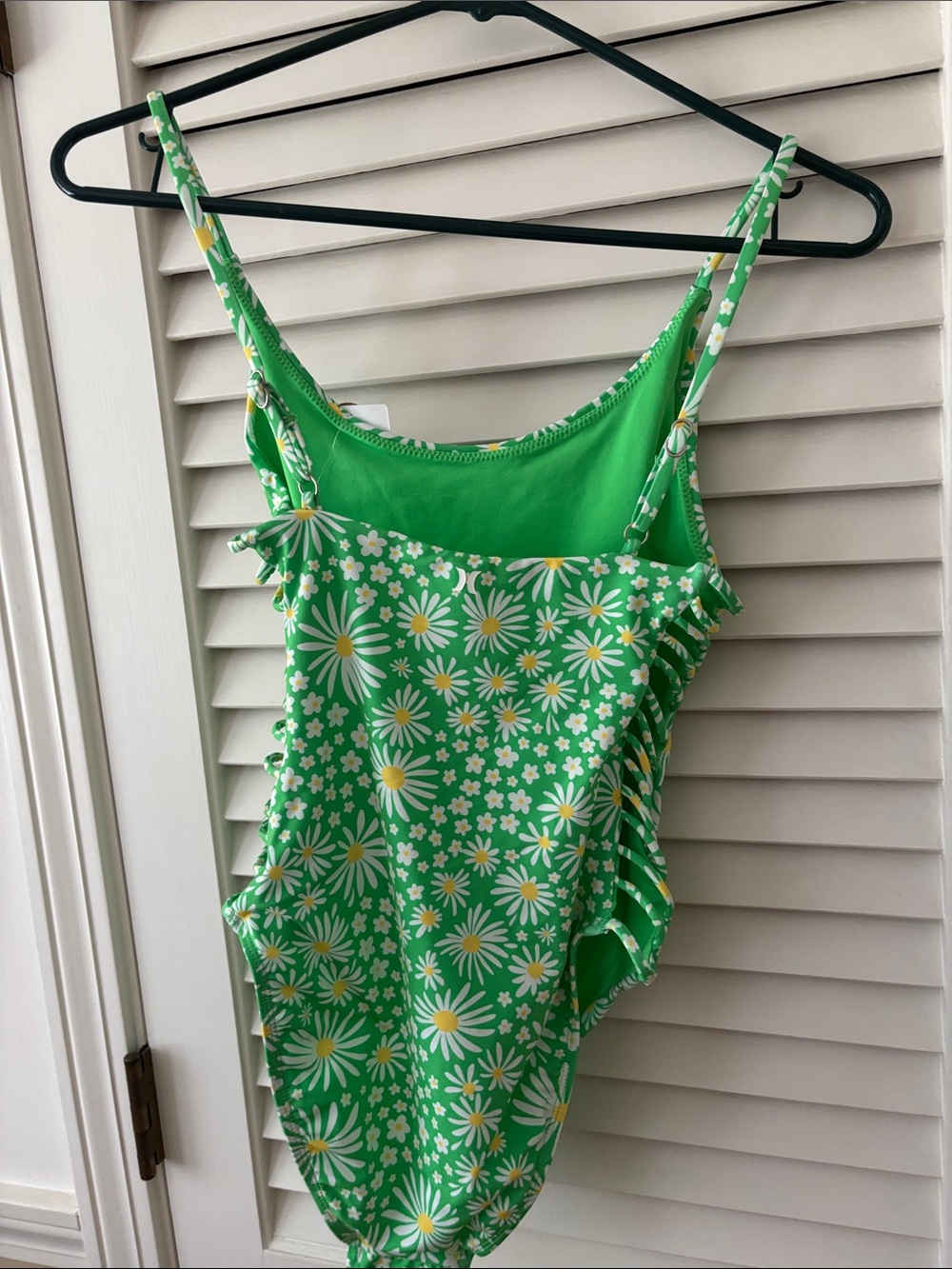 Hurley Green Daisy-Print One-Piece Swimsuit - Picture 5 of 6